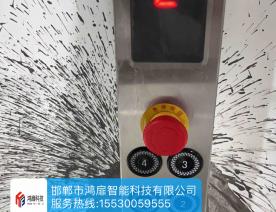 电动卷帘门与货梯联动\